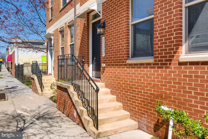 113 South Exeter Street, Unit 177 Baltimore, MD 21202 - Photo 14 of 30 front entry