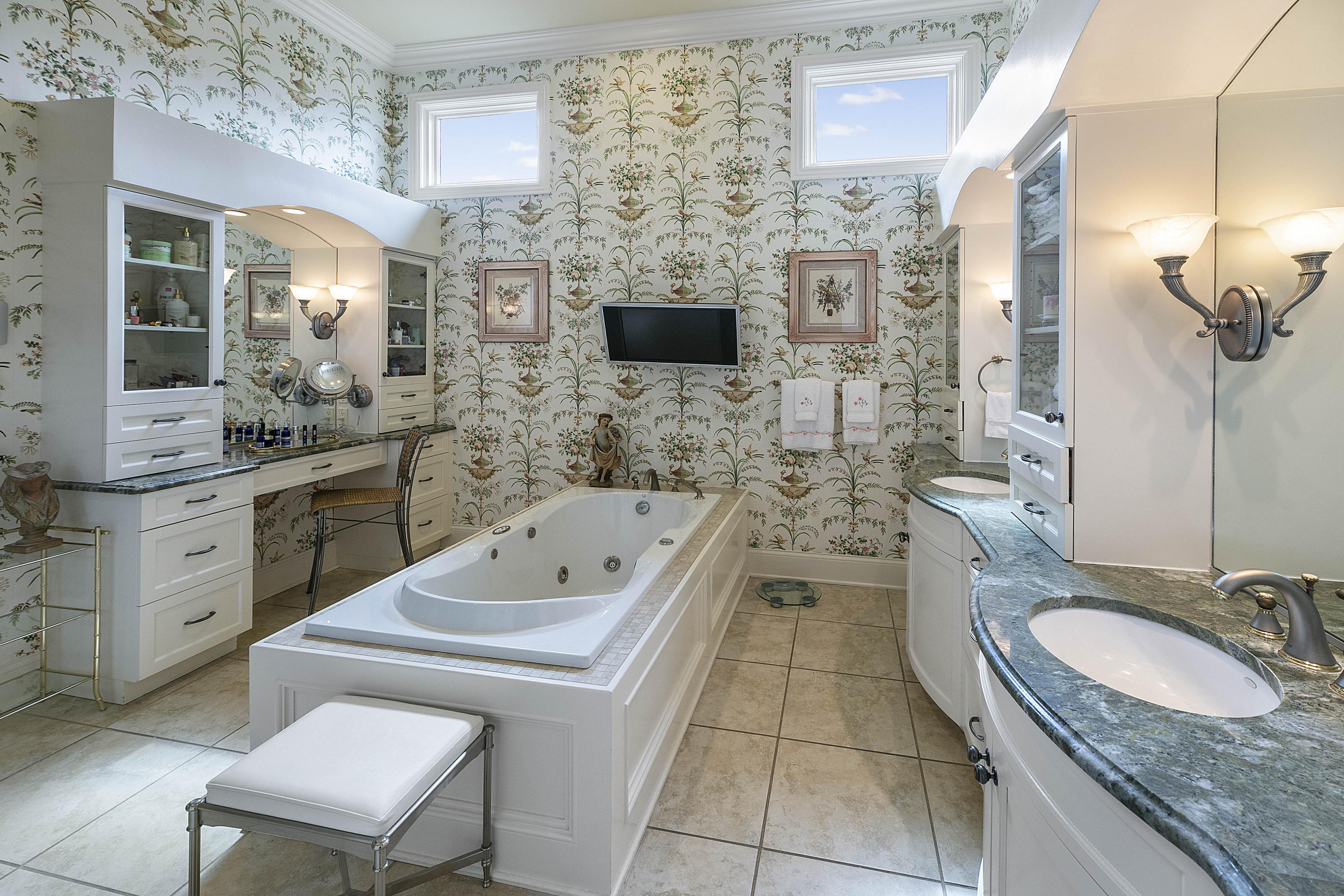 12672 Ridgepath Lane Knoxville, TN 37922 - Photo 22 of 39 master bath view