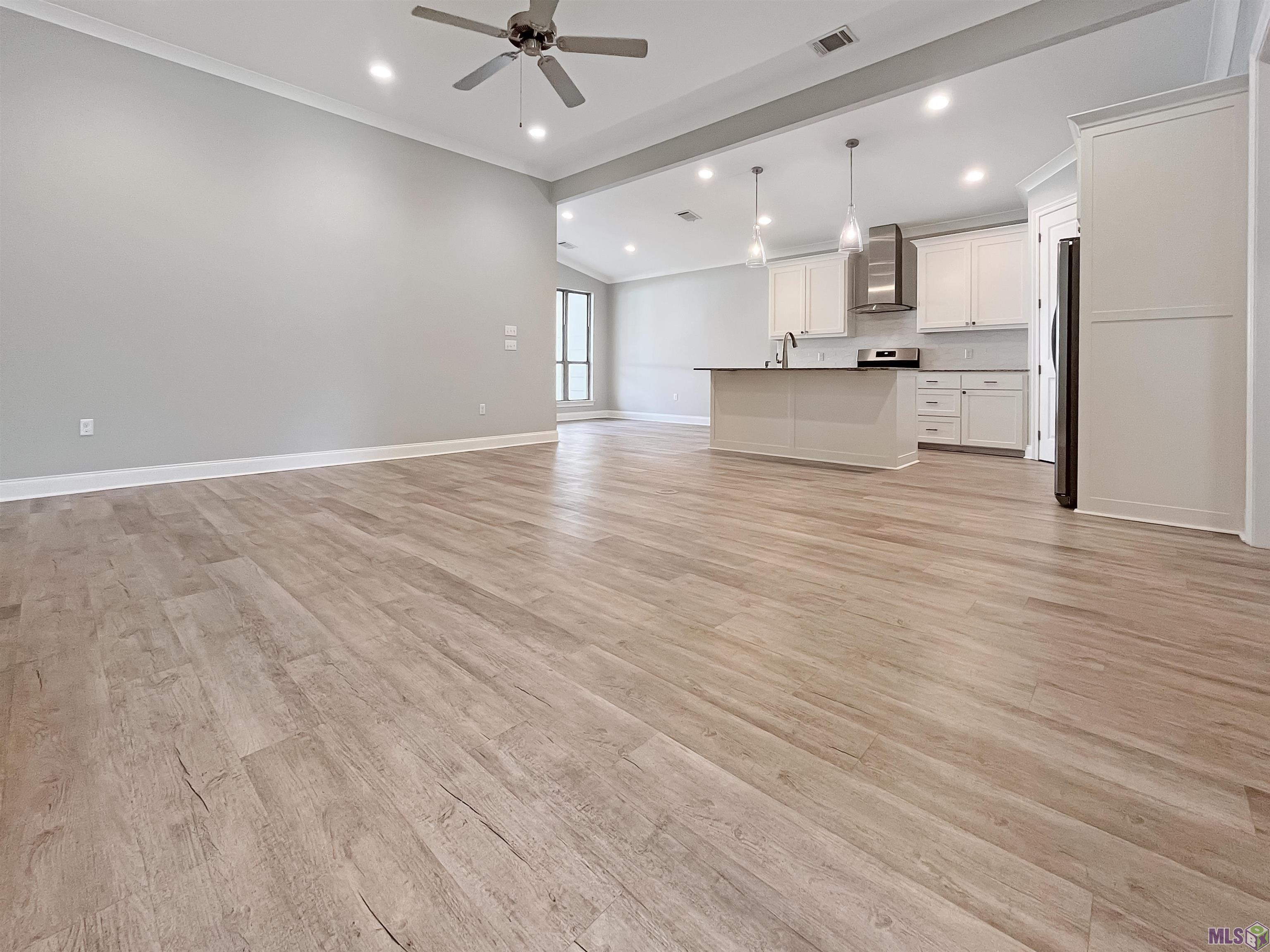 15535 Fieldside Avenue Baton Rouge, LA 70816 - Photo 4 of 17 Gallery Image 4
