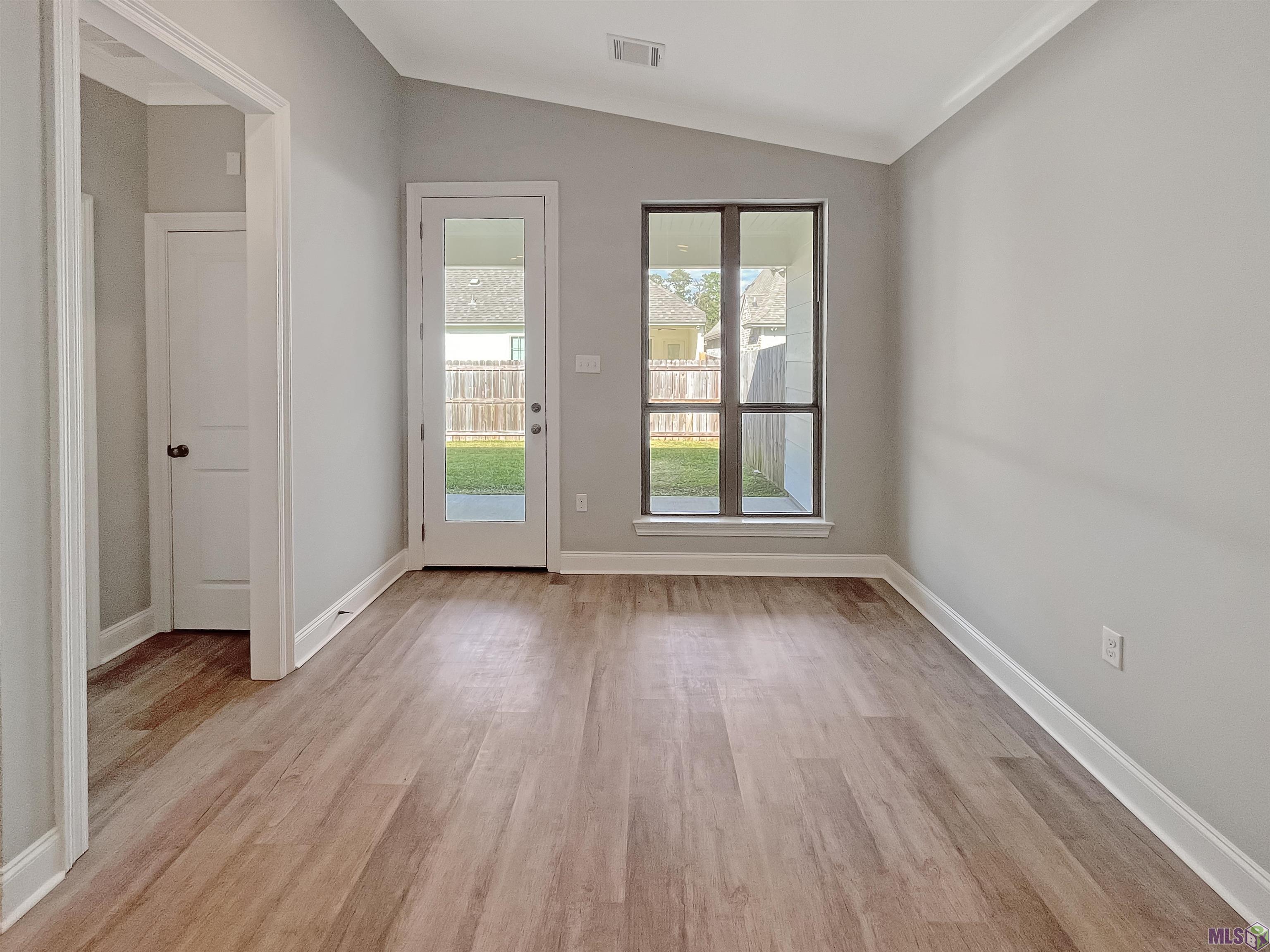 15535 Fieldside Avenue Baton Rouge, LA 70816 - Photo 5 of 17 Gallery Image 5