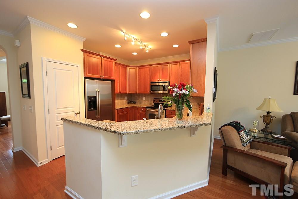 4711 Kings Garden Road Raleigh, NC 27612 - Photo 4 of 21 Gallery Image 4
