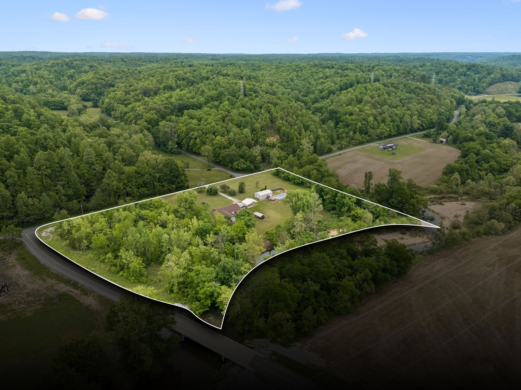 1397 East Blue Creek Road Waverly, TN 37185 - Photo 1 of 93