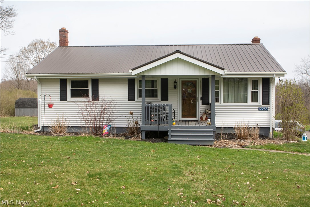 12265 Unity Road New Springfield, OH 44443 - Photo 2 of 24