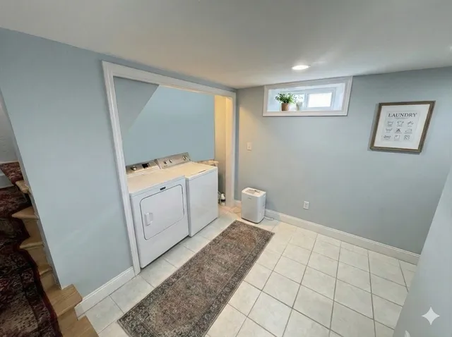 $3,700 | 129 Hillside Road, Unit 1, Watertown, MA 02472