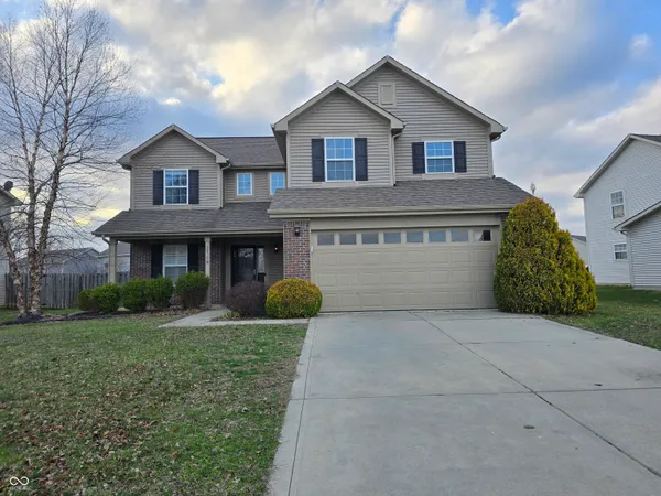 $335,000 | 2810 Bluewood Way, Plainfield, IN 46168