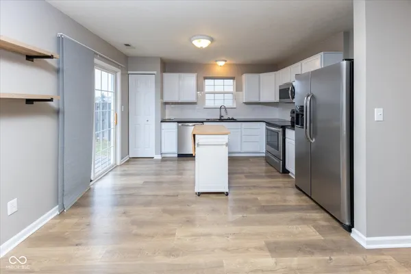 $335,000 | 2810 Bluewood Way, Plainfield, IN 46168