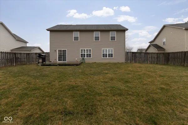 $335,000 | 2810 Bluewood Way, Plainfield, IN 46168