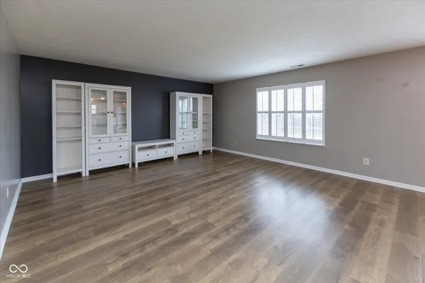 $335,000 | 2810 Bluewood Way, Plainfield, IN 46168