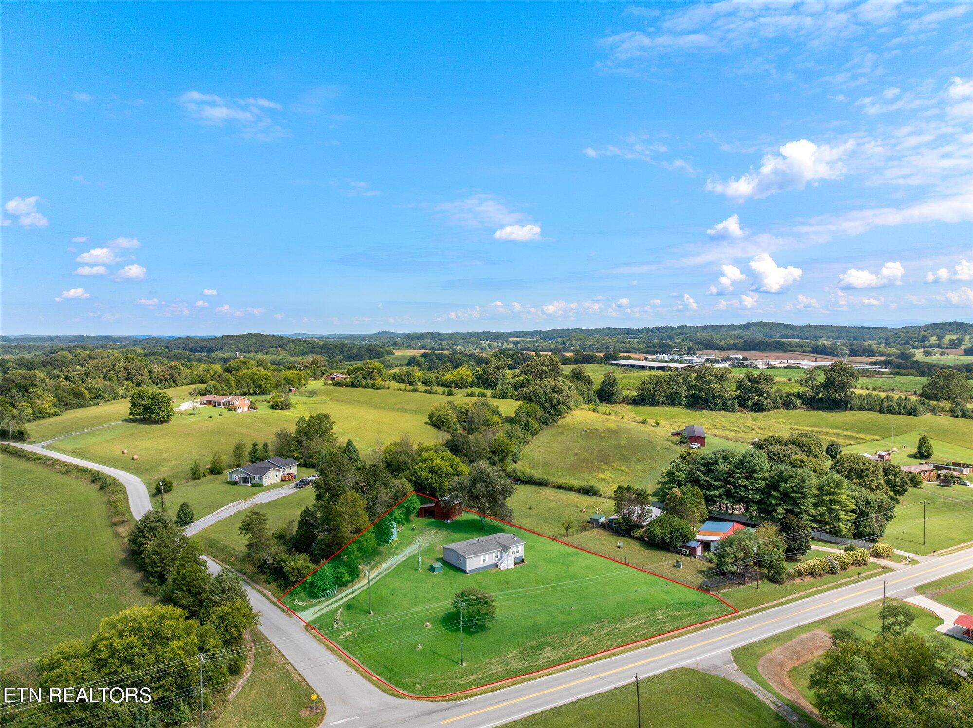 495 Allison Town Road Philadelphia, TN 37846 - Photo 37 of 43 45-495-Allison-Town-Rd-Philadelphia-TN-4