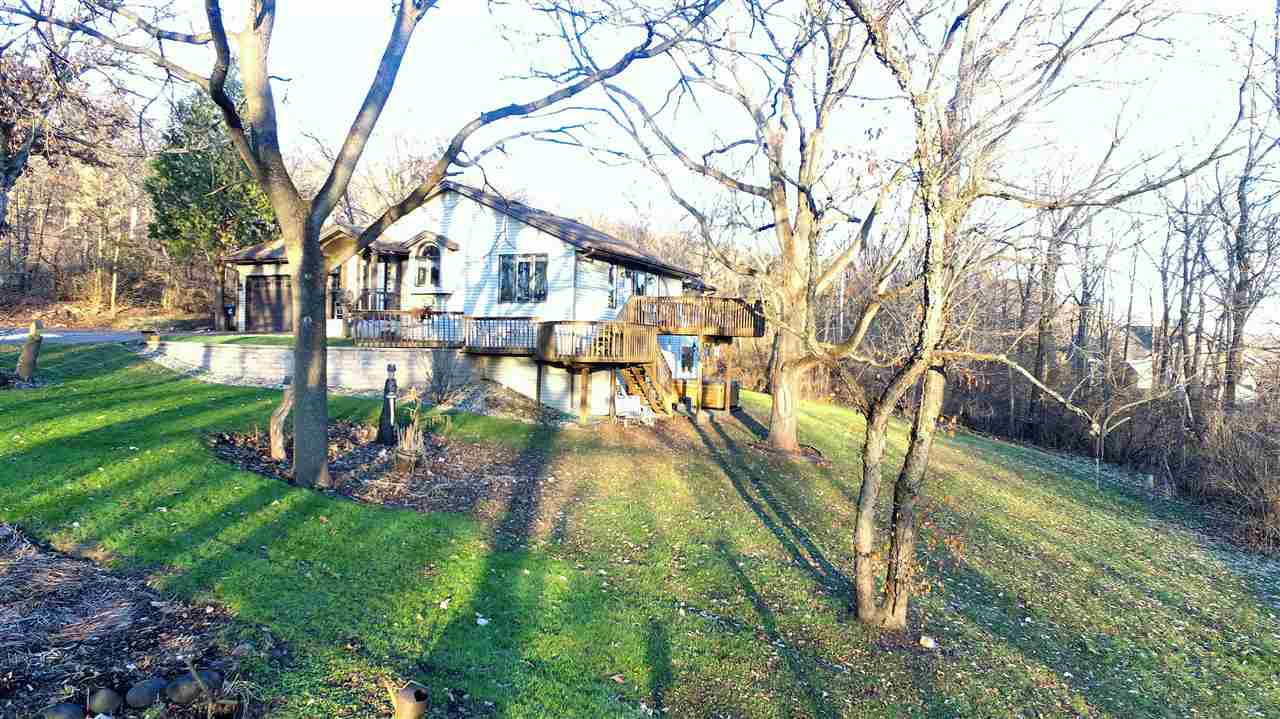 8025 Burr Oak Road Roscoe, IL 61073 - Photo 1 of 25 Gallery Image 1