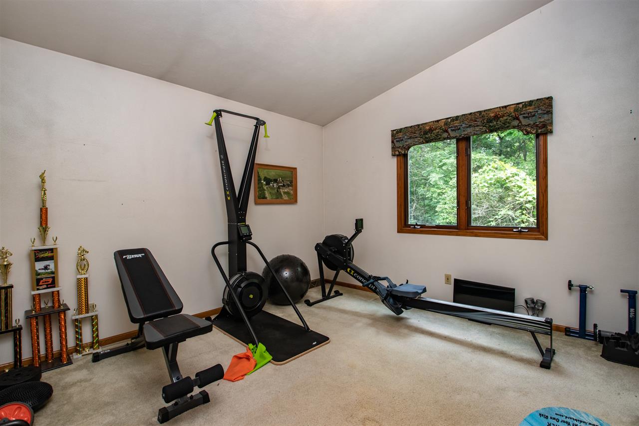 8025 Burr Oak Road Roscoe, IL 61073 - Photo 15 of 25 Gallery Image 15