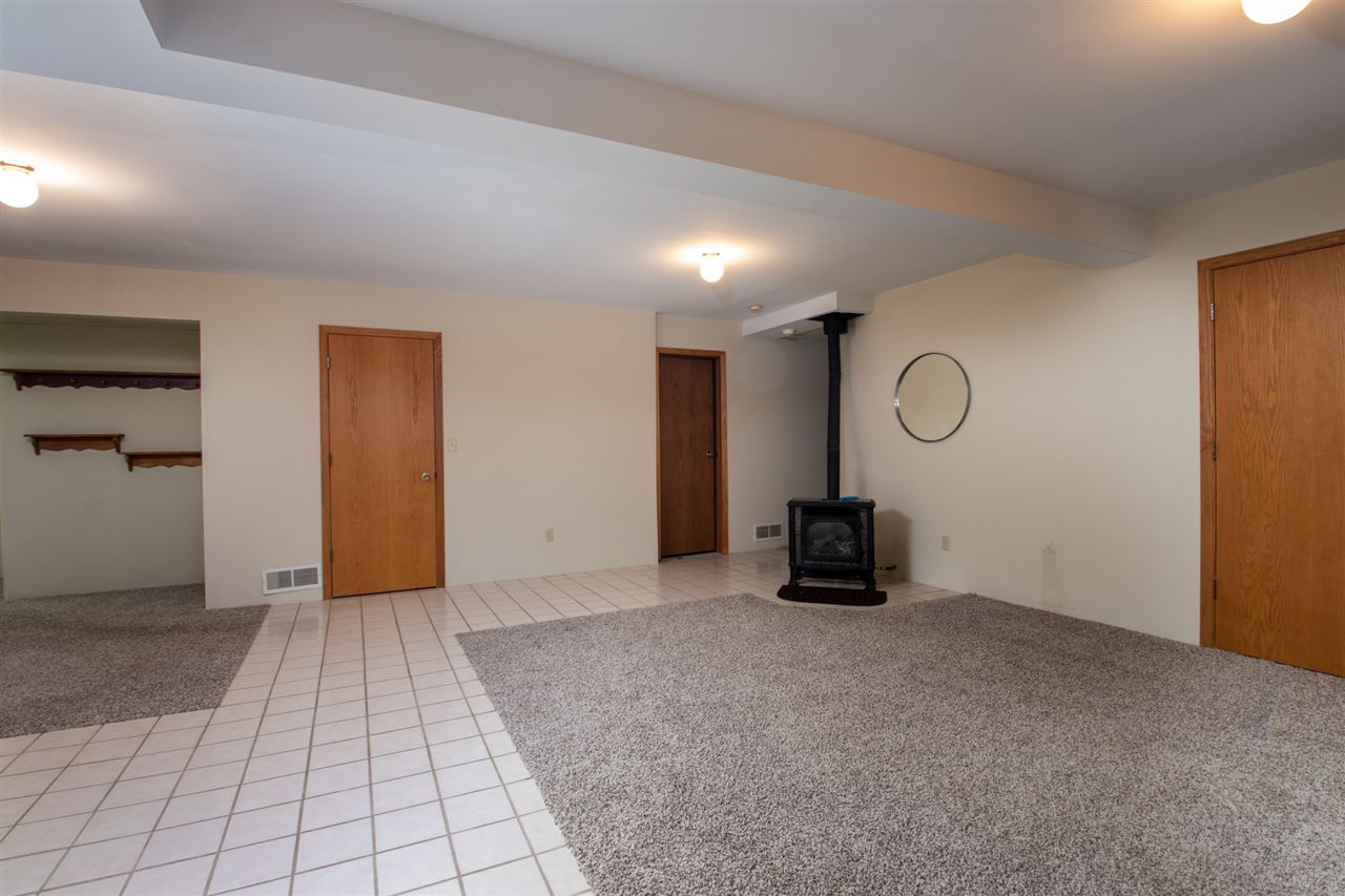 8025 Burr Oak Road Roscoe, IL 61073 - Photo 18 of 25 Gallery Image 18