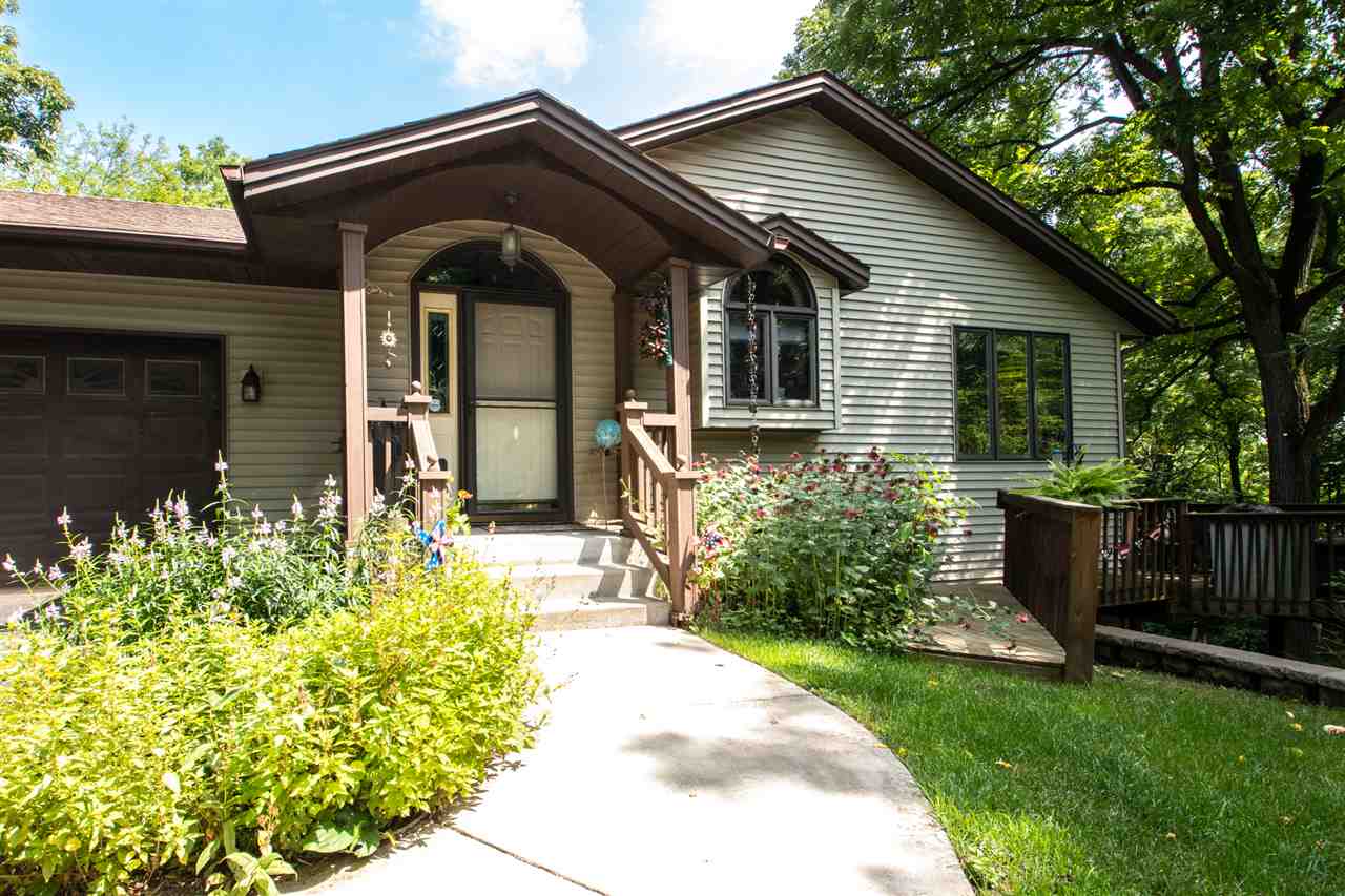 8025 Burr Oak Road Roscoe, IL 61073 - Photo 2 of 25 Gallery Image 2