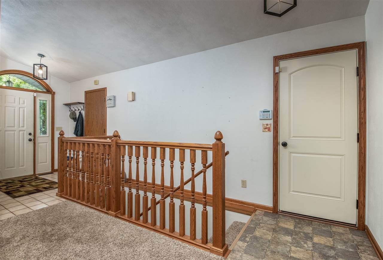 8025 Burr Oak Road Roscoe, IL 61073 - Photo 3 of 25 Gallery Image 3