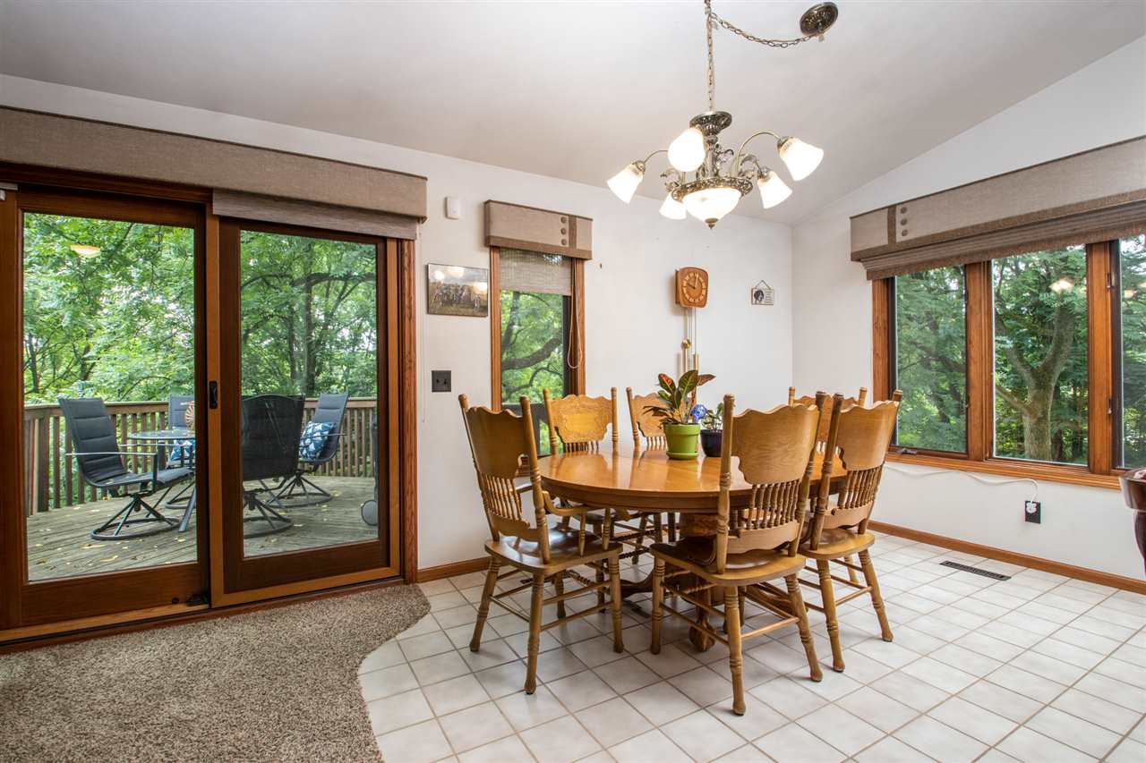 8025 Burr Oak Road Roscoe, IL 61073 - Photo 10 of 25 Gallery Image 10