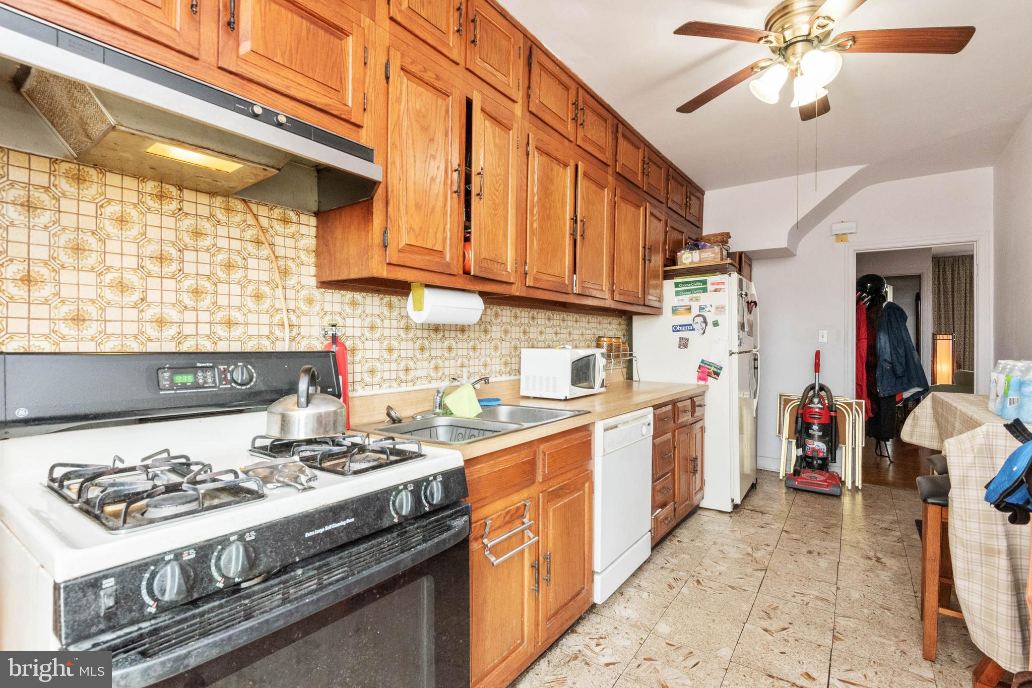 1523 Sheffield Road Baltimore, MD 21218 - Photo 2 of 43 Kitchen