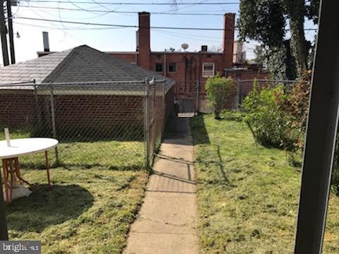 1523 Sheffield Road Baltimore, MD 21218 - Photo 31 of 43 Detached garage