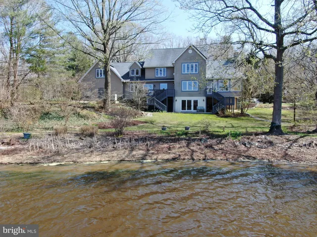 $900,000 | 5738 Griffith Lake Drive, Milford, DE 19963