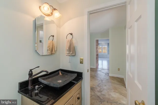 $900,000 | 5738 Griffith Lake Drive, Milford, DE 19963