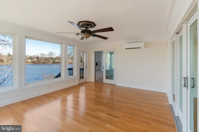 $900,000 | 5738 Griffith Lake Drive, Milford, DE 19963