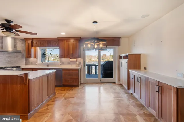 $900,000 | 5738 Griffith Lake Drive, Milford, DE 19963