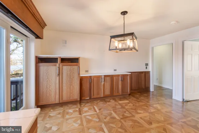 $900,000 | 5738 Griffith Lake Drive, Milford, DE 19963