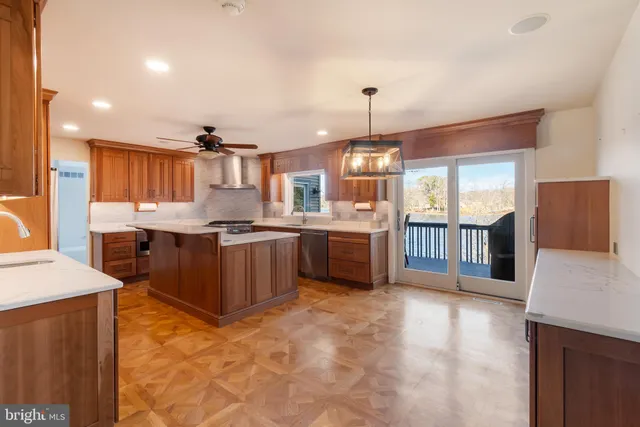 $900,000 | 5738 Griffith Lake Drive, Milford, DE 19963