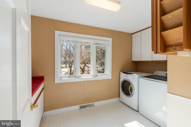 $900,000 | 5738 Griffith Lake Drive, Milford, DE 19963