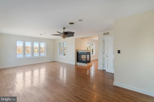 $900,000 | 5738 Griffith Lake Drive, Milford, DE 19963