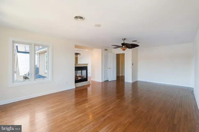 $900,000 | 5738 Griffith Lake Drive, Milford, DE 19963