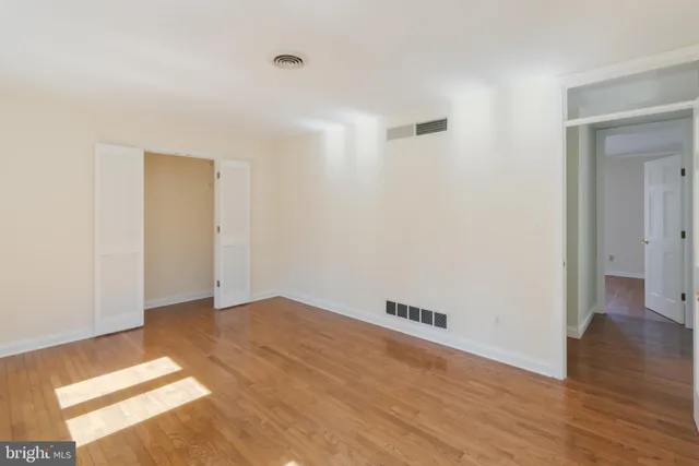 $900,000 | 5738 Griffith Lake Drive, Milford, DE 19963