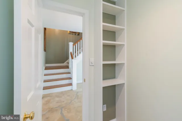 $900,000 | 5738 Griffith Lake Drive, Milford, DE 19963