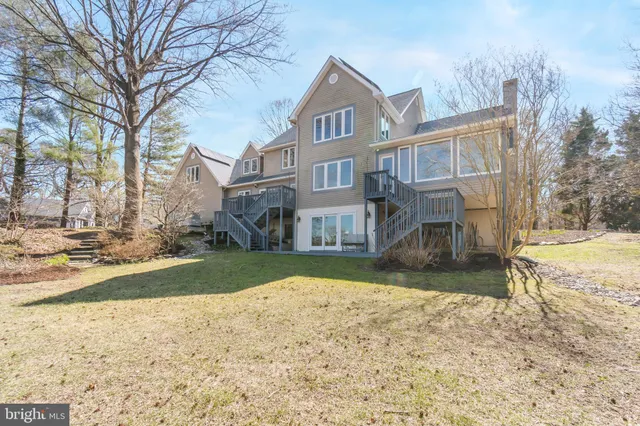 $900,000 | 5738 Griffith Lake Drive, Milford, DE 19963