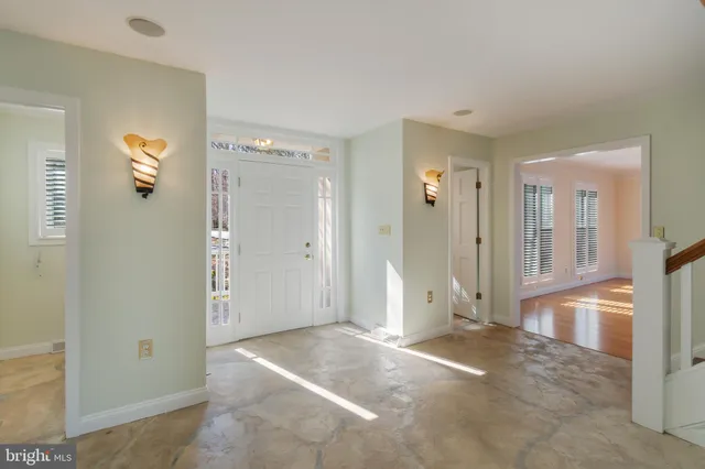 $900,000 | 5738 Griffith Lake Drive, Milford, DE 19963