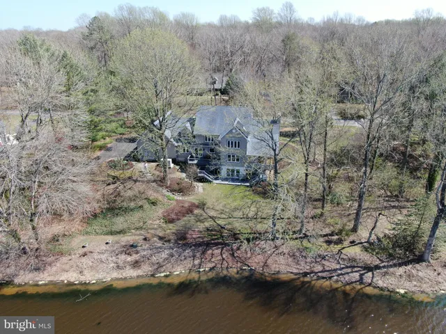 $900,000 | 5738 Griffith Lake Drive, Milford, DE 19963