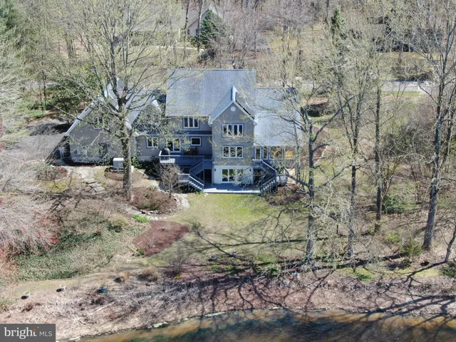 $900,000 | 5738 Griffith Lake Drive, Milford, DE 19963
