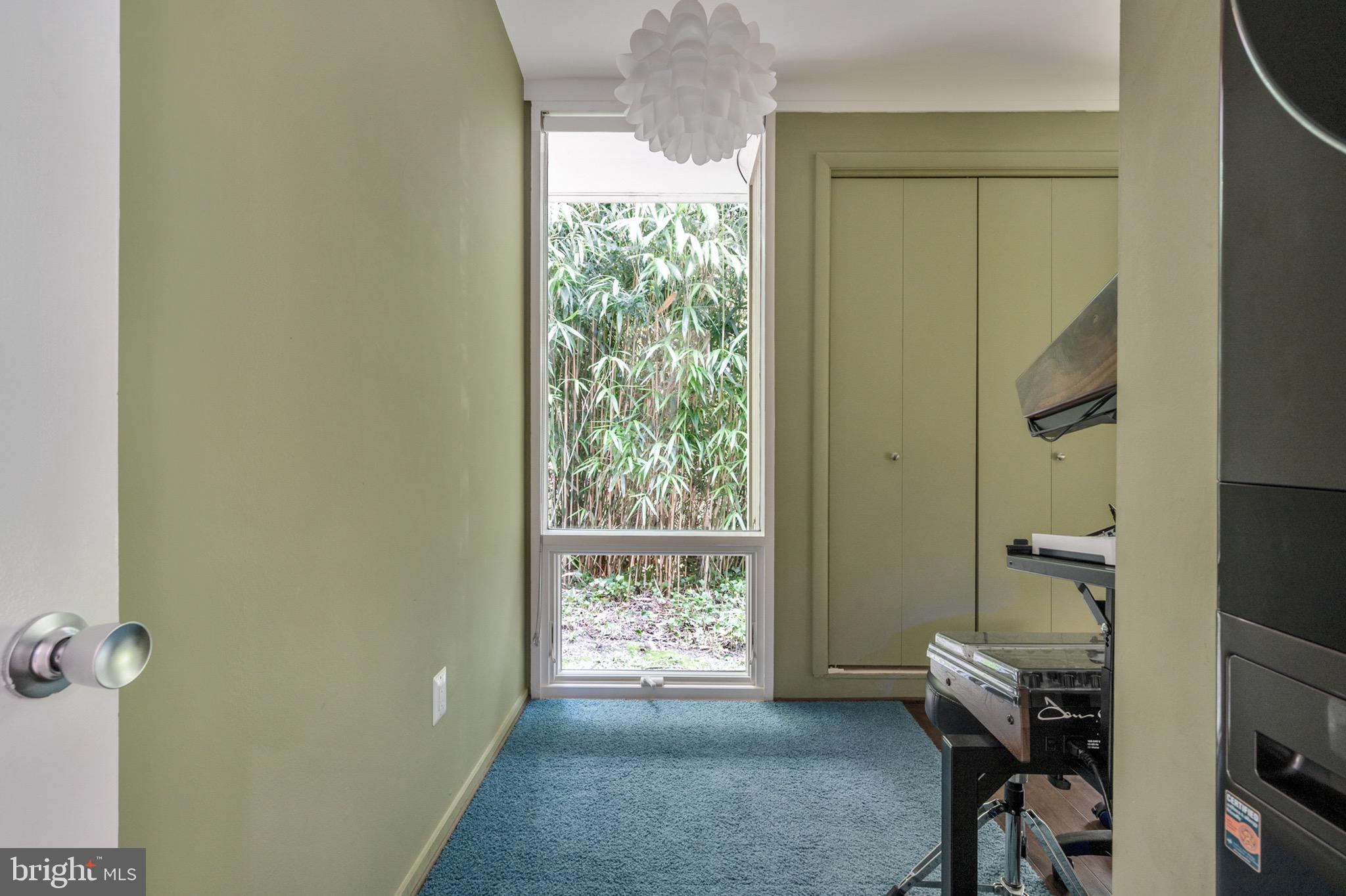 7708 Elba Road Alexandria, VA 22306 - Photo 34 of 50 Fourth Bedroom