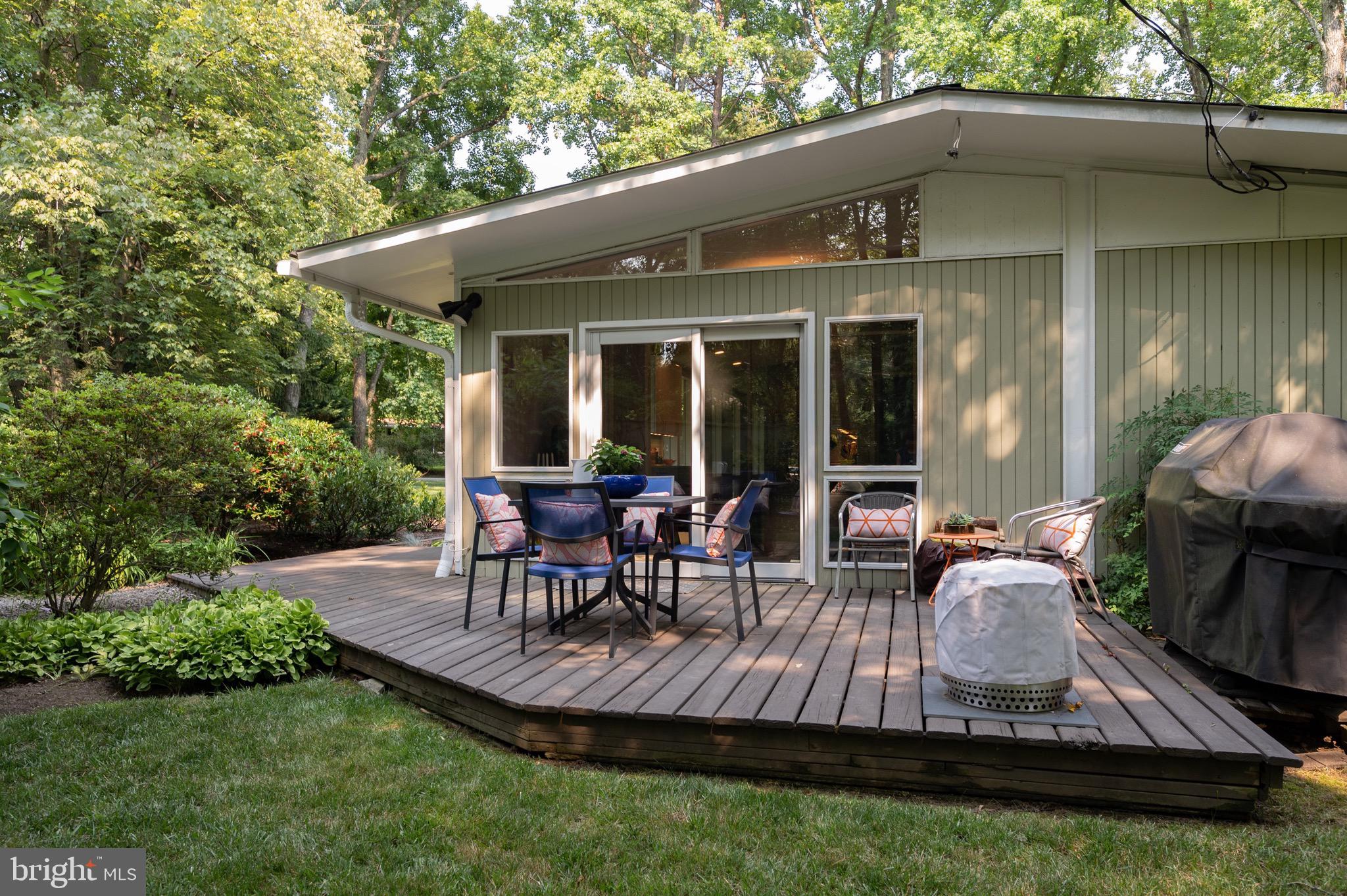 7708 Elba Road Alexandria, VA 22306 - Photo 40 of 50 Patio