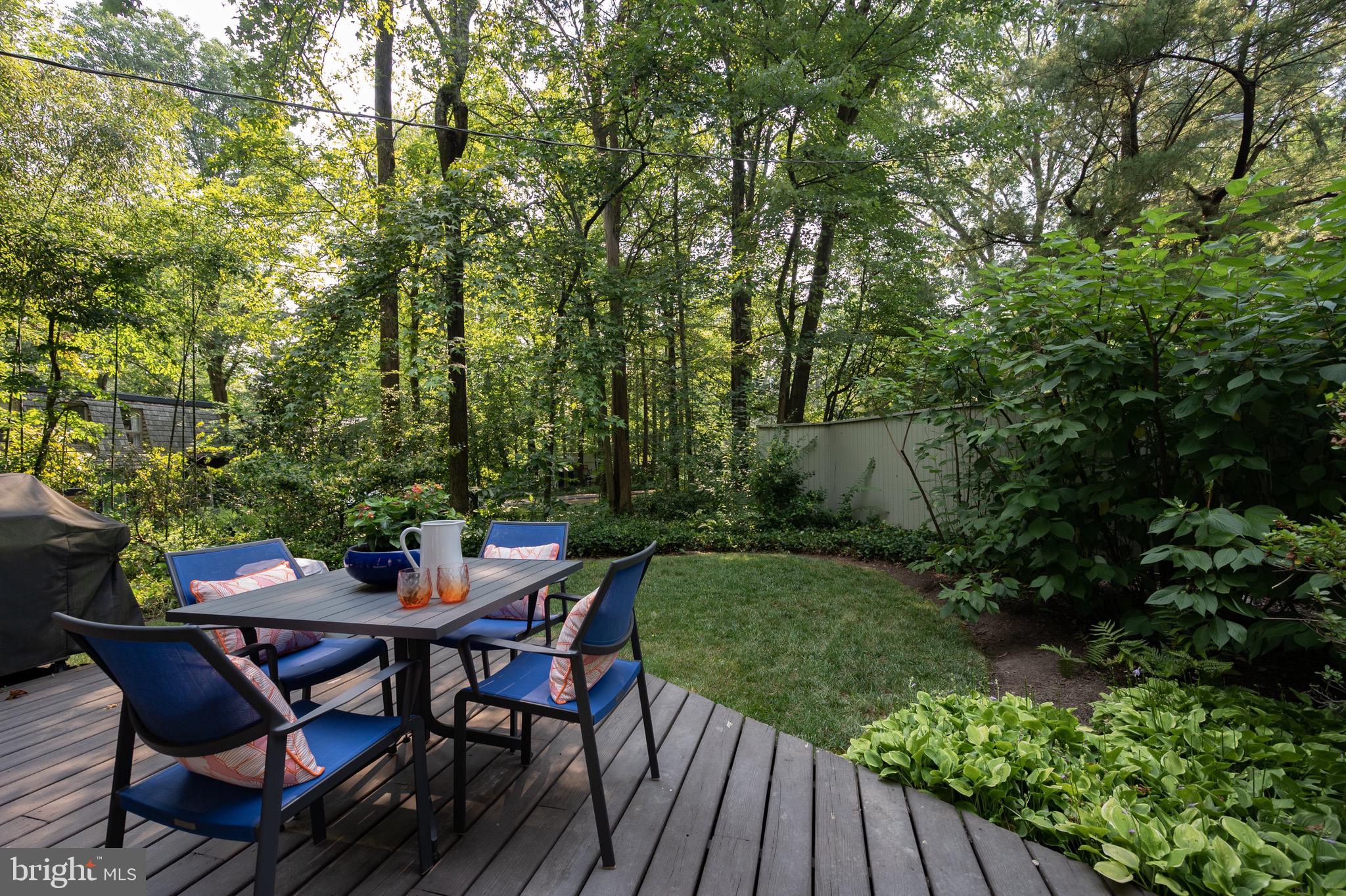 7708 Elba Road Alexandria, VA 22306 - Photo 41 of 50 Patio and Side Yard
