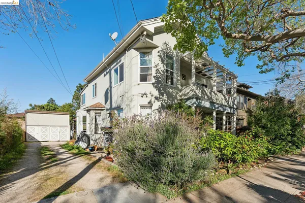 $459,000 | 2112 McKinley Avenue, Unit D, Berkeley, CA 94703