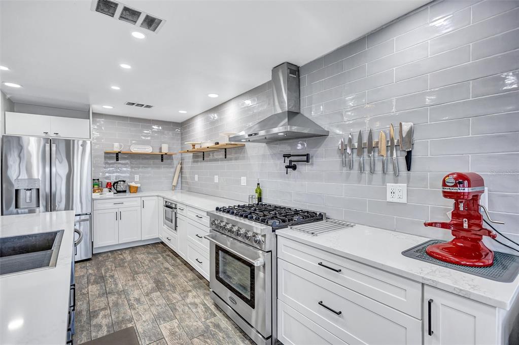 3808 Watson Drive New Port Richey, FL 34655 - Photo 14 of 54