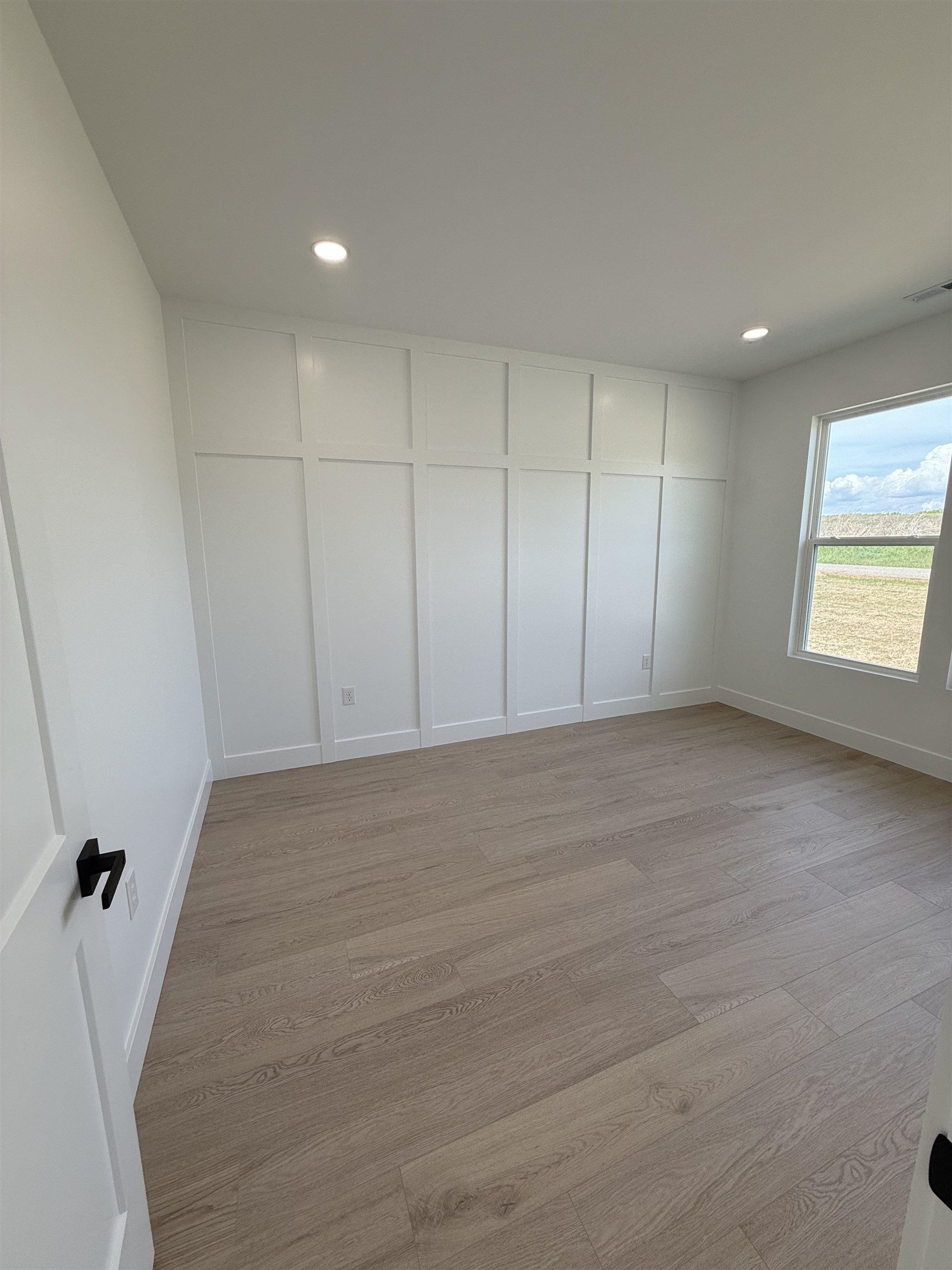 943 Ferree Road Campobello, SC 29322 - Photo 13 of 35