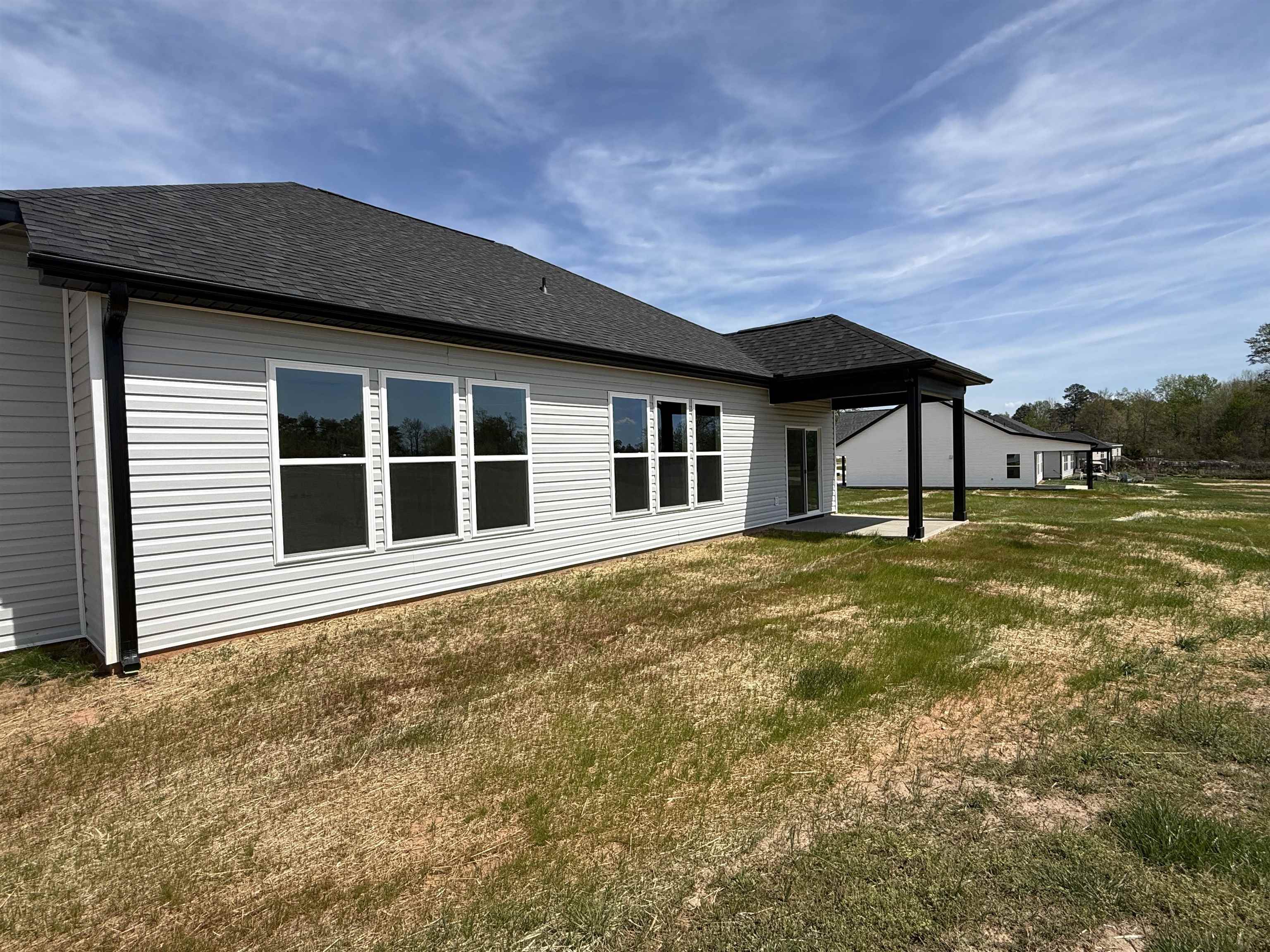 943 Ferree Road Campobello, SC 29322 - Photo 5 of 35