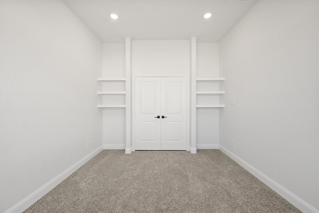 3400 Dobbins Road Corsicana, TX 75110 - Photo 28 of 40 an empty room with an empty space