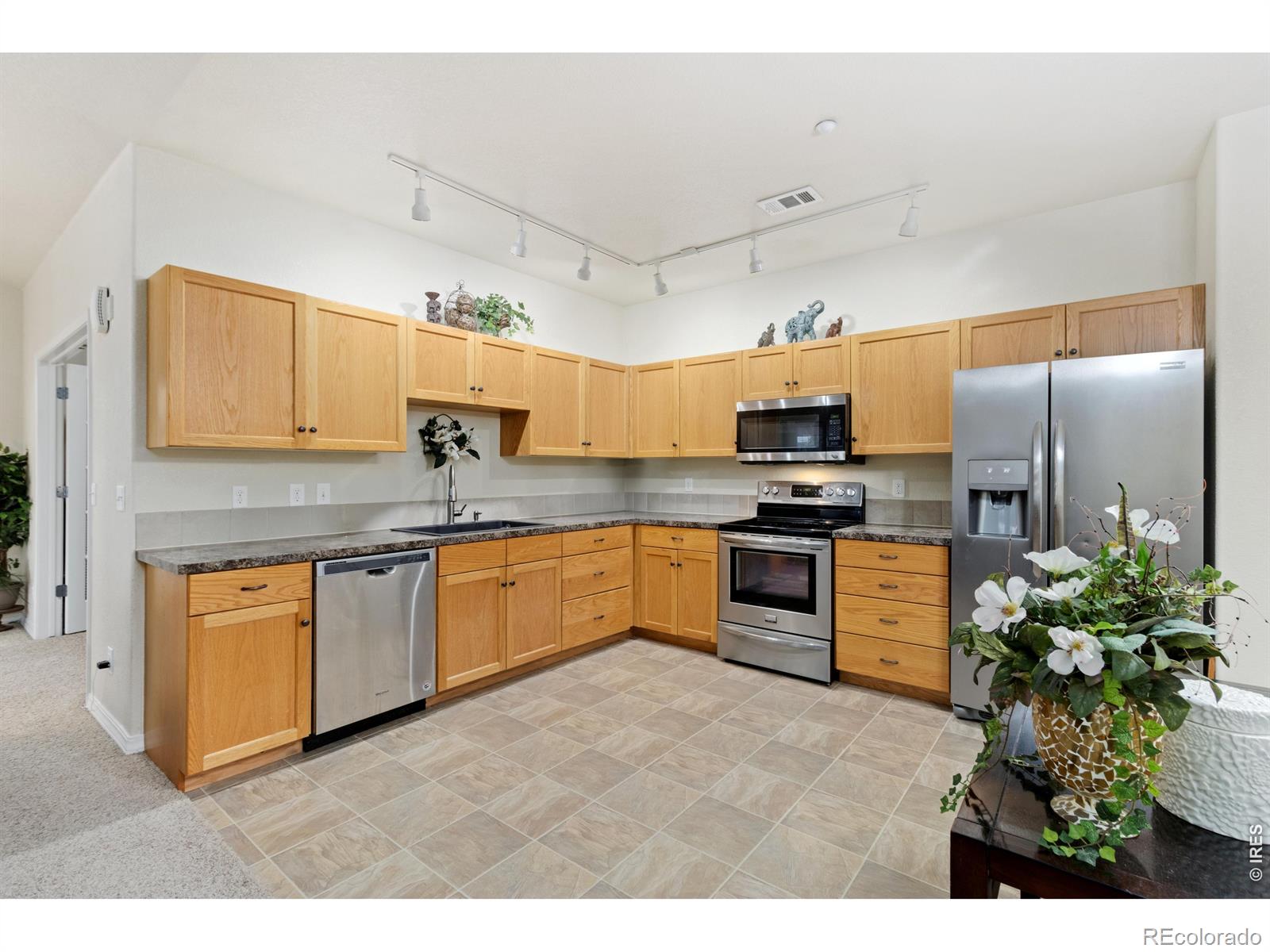 4672 West 20th Street Road, Unit 925 Greeley, CO 80634 - Photo 4 of 16
