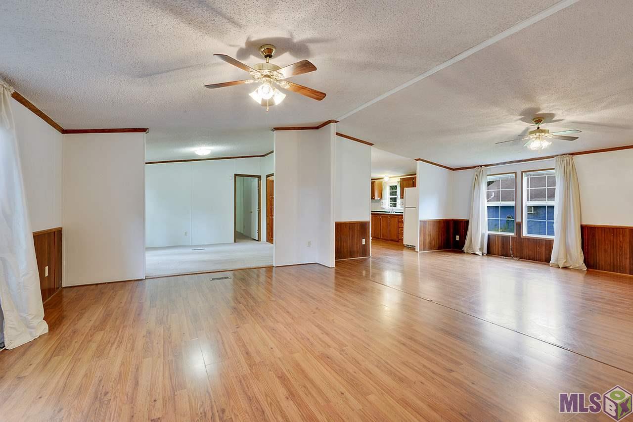11135 Buddy Ellis Road Denham Springs, LA 70726 - Photo 4 of 10 Gallery Image 4