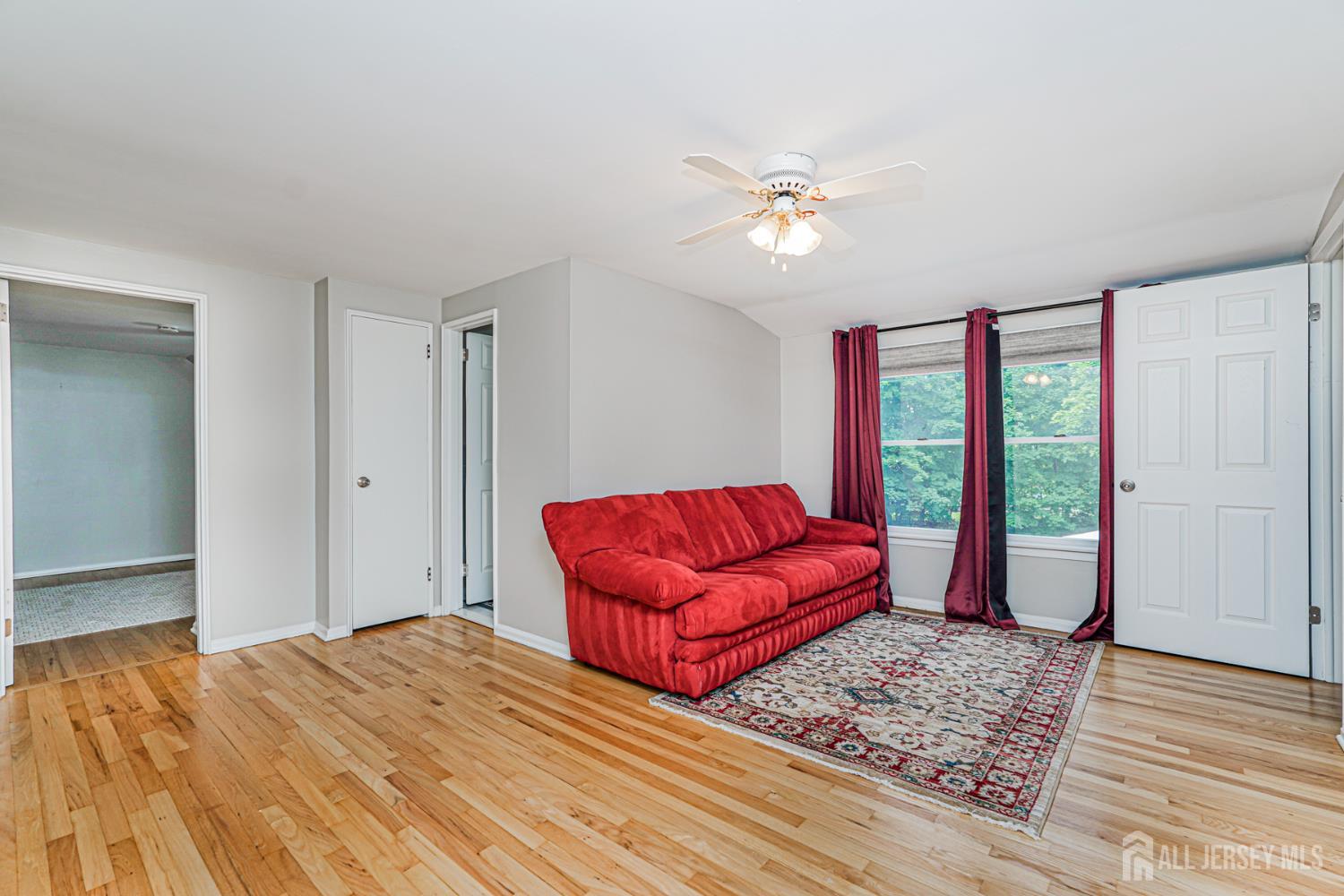 90 Farms Rd Circle East Brunswick, NJ 08816 - Photo 28 of 39