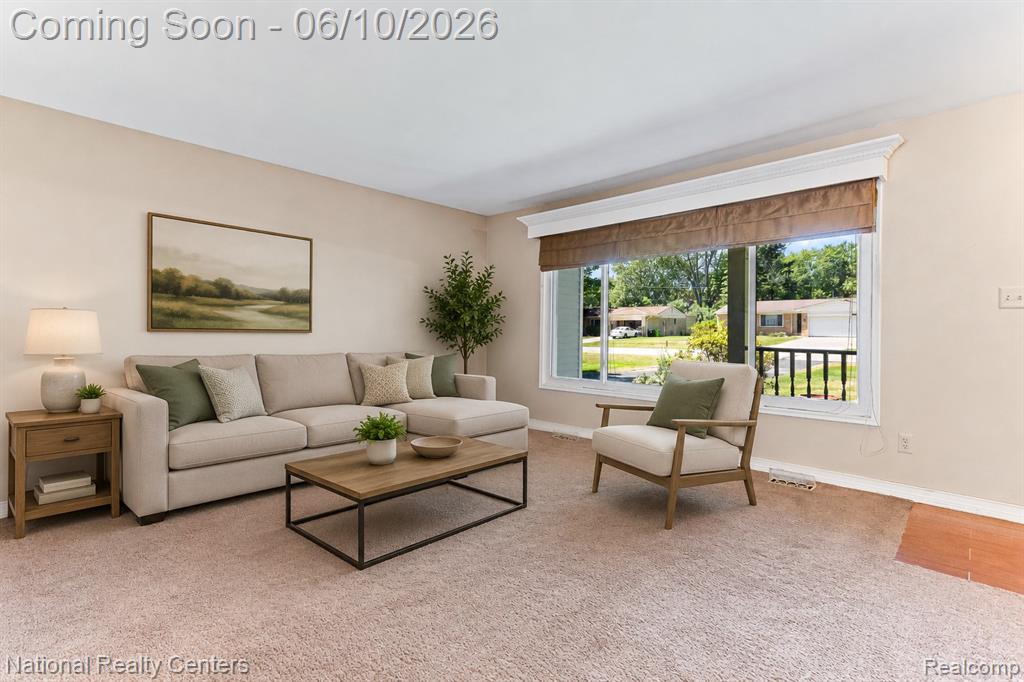 23950 Meadowbrook Road Novi, MI 48375 - Photo 4 of 39