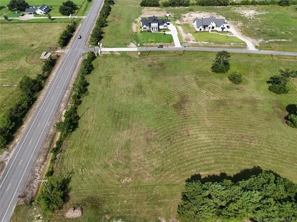 $195,000 | 6865 Rue Des Amis Dr Lake, Lake Charles, LA 70605