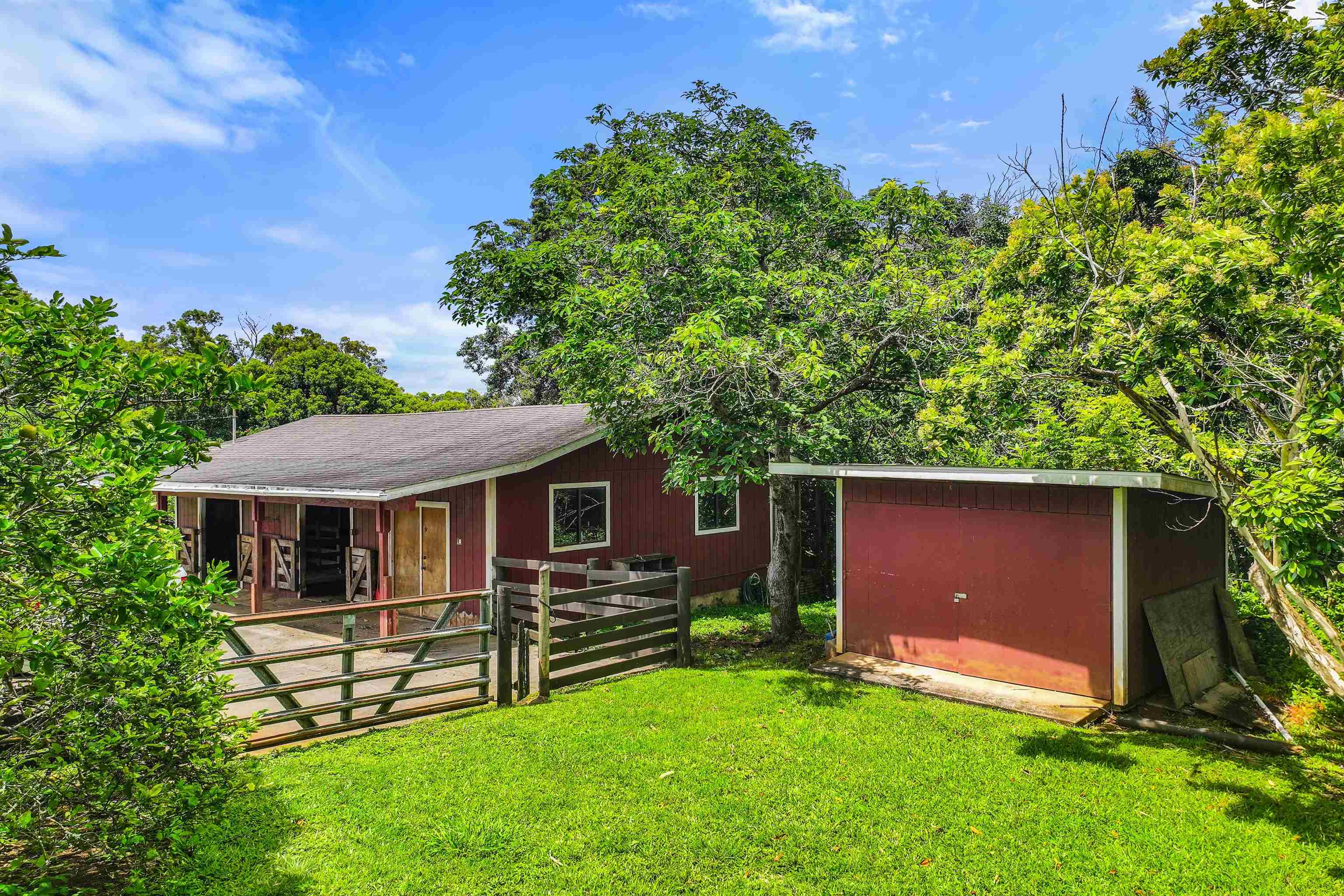 311 Awalau Road Haiku, HI 96708 - Photo 29 of 41